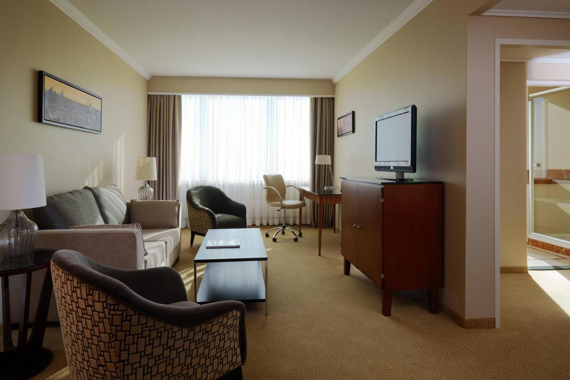 Apartament typu Business Suite z dostępem do salonu klubowego